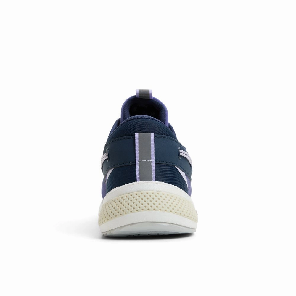 7 Seas Sneaker