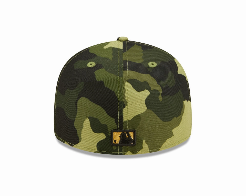 Chicago Cubs New Era Low Profile 2022 MLB Armed Forces Day On-Field 59FIFTY Fitted Hat - Camo