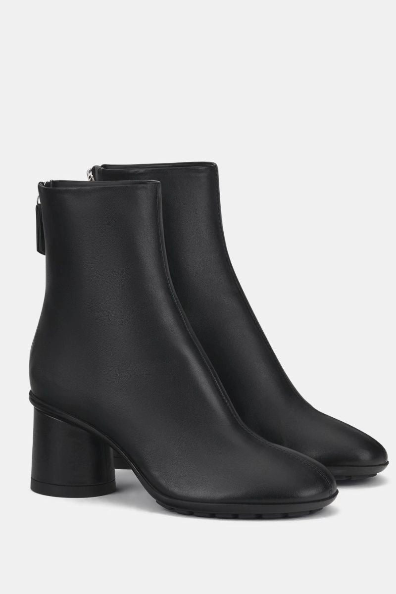 Curvy Boot