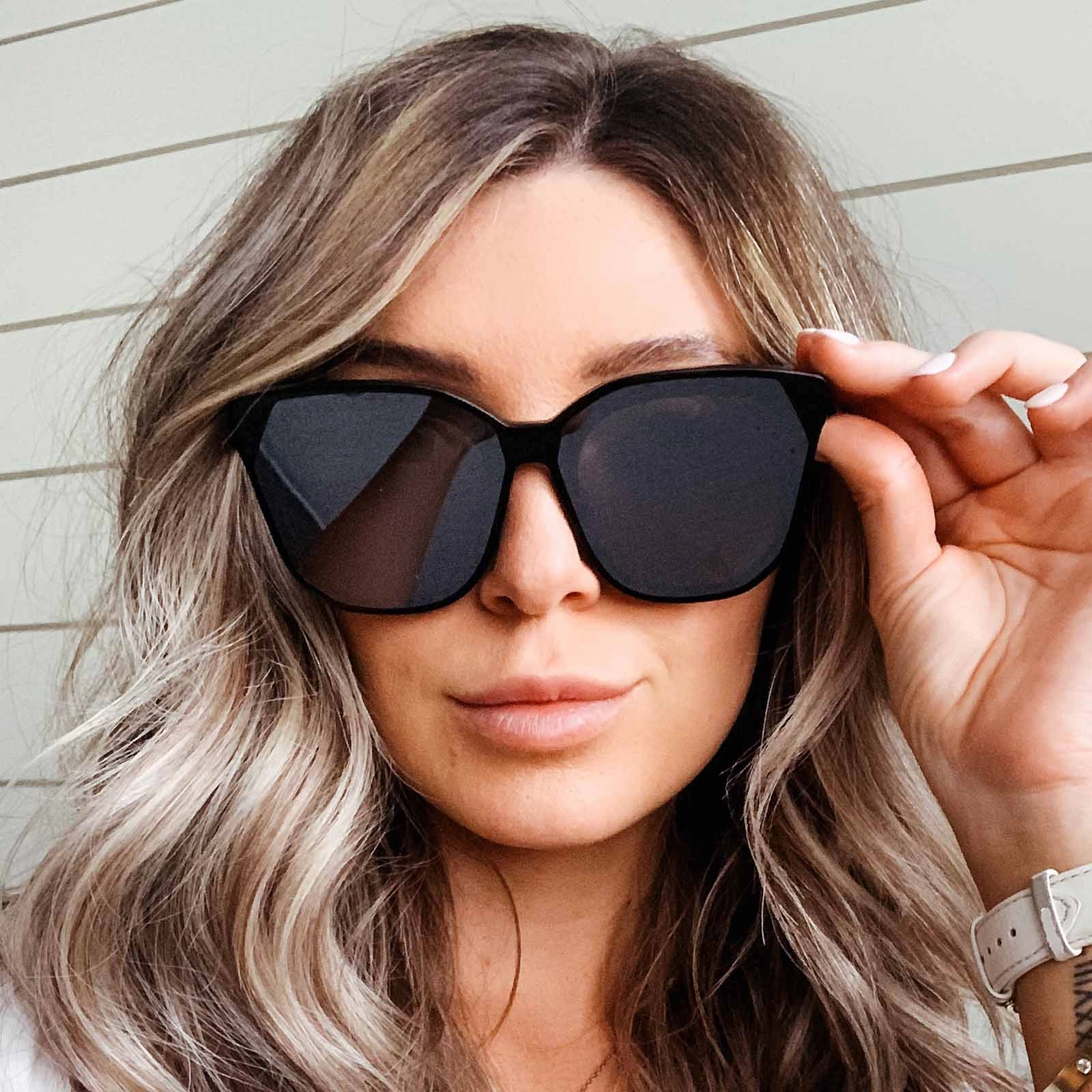 GIA - CREAM TORTOISE   GREY SUNGLASSES
