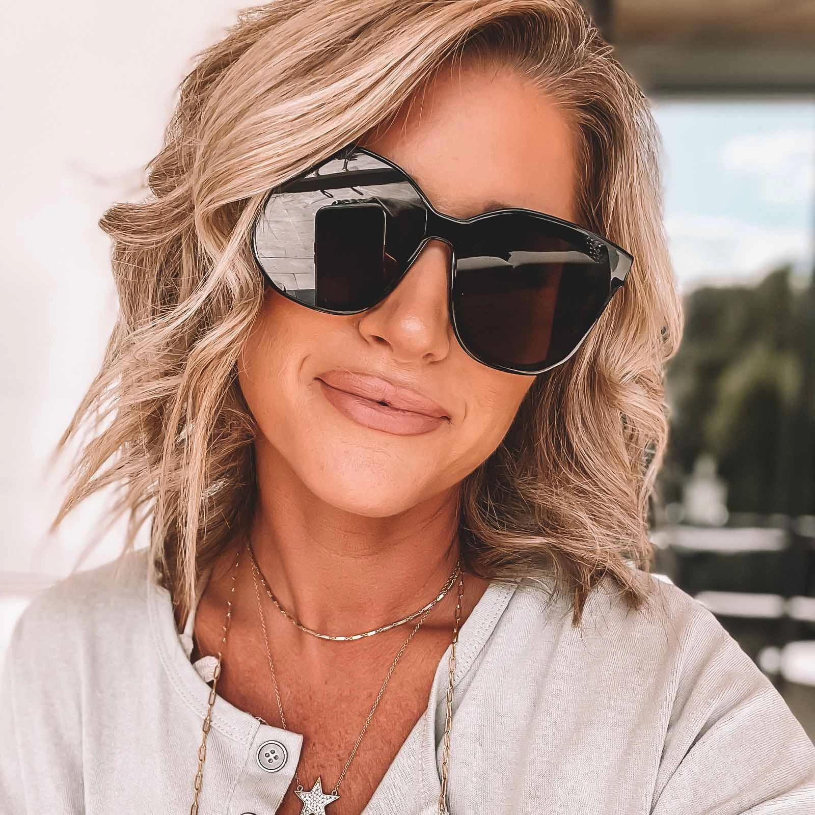 GIA - CREAM TORTOISE   GREY SUNGLASSES