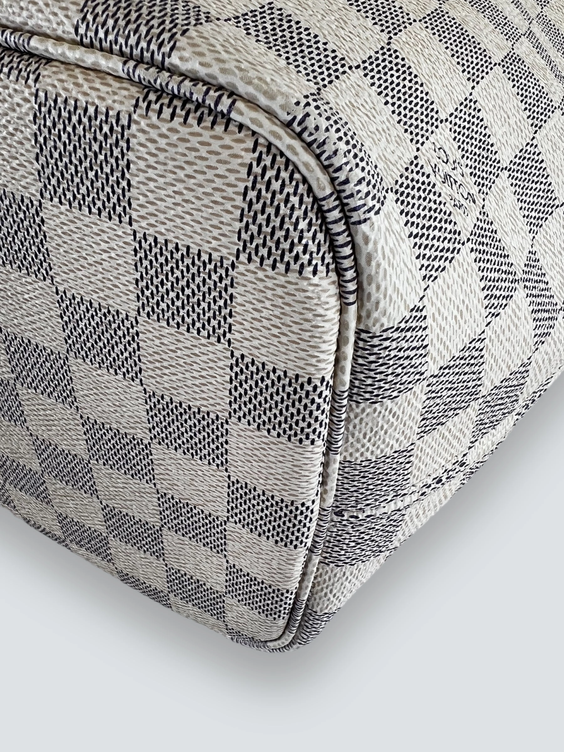 Louis Vuitton Damier Azur Canvas Neverfull MM