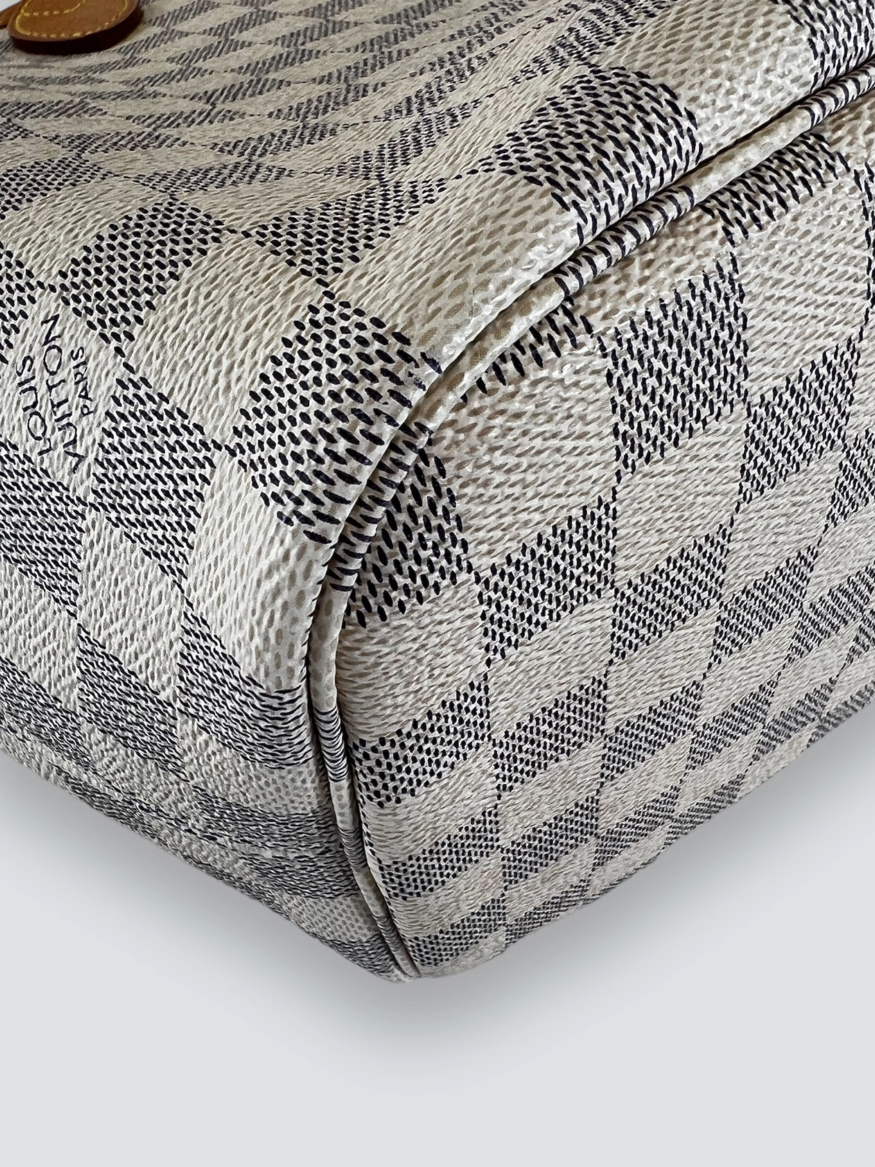Louis Vuitton Damier Azur Canvas Neverfull MM