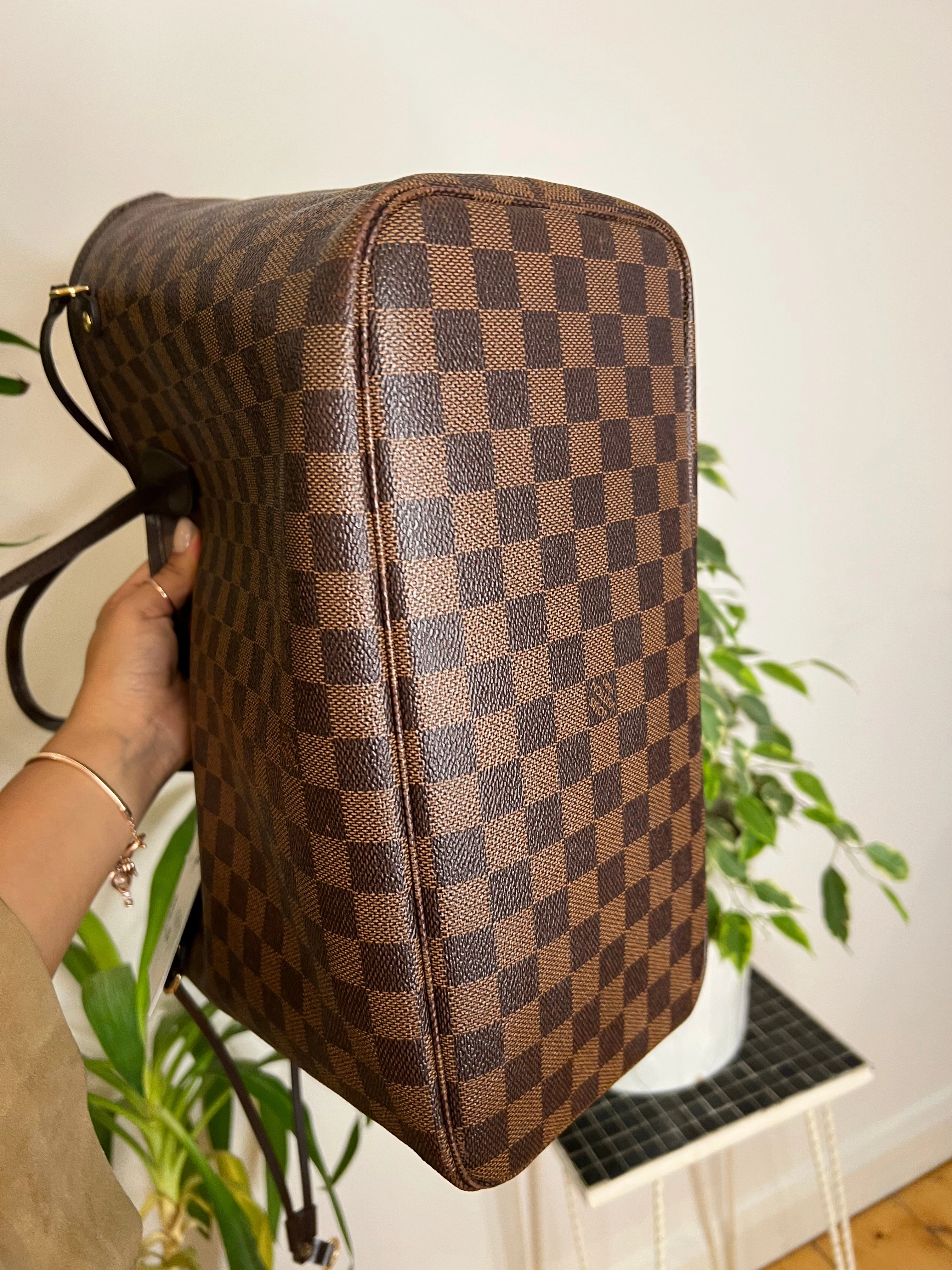 Louis Vuitton Damier Ebene Canvas Neverfull MM - with Pochette