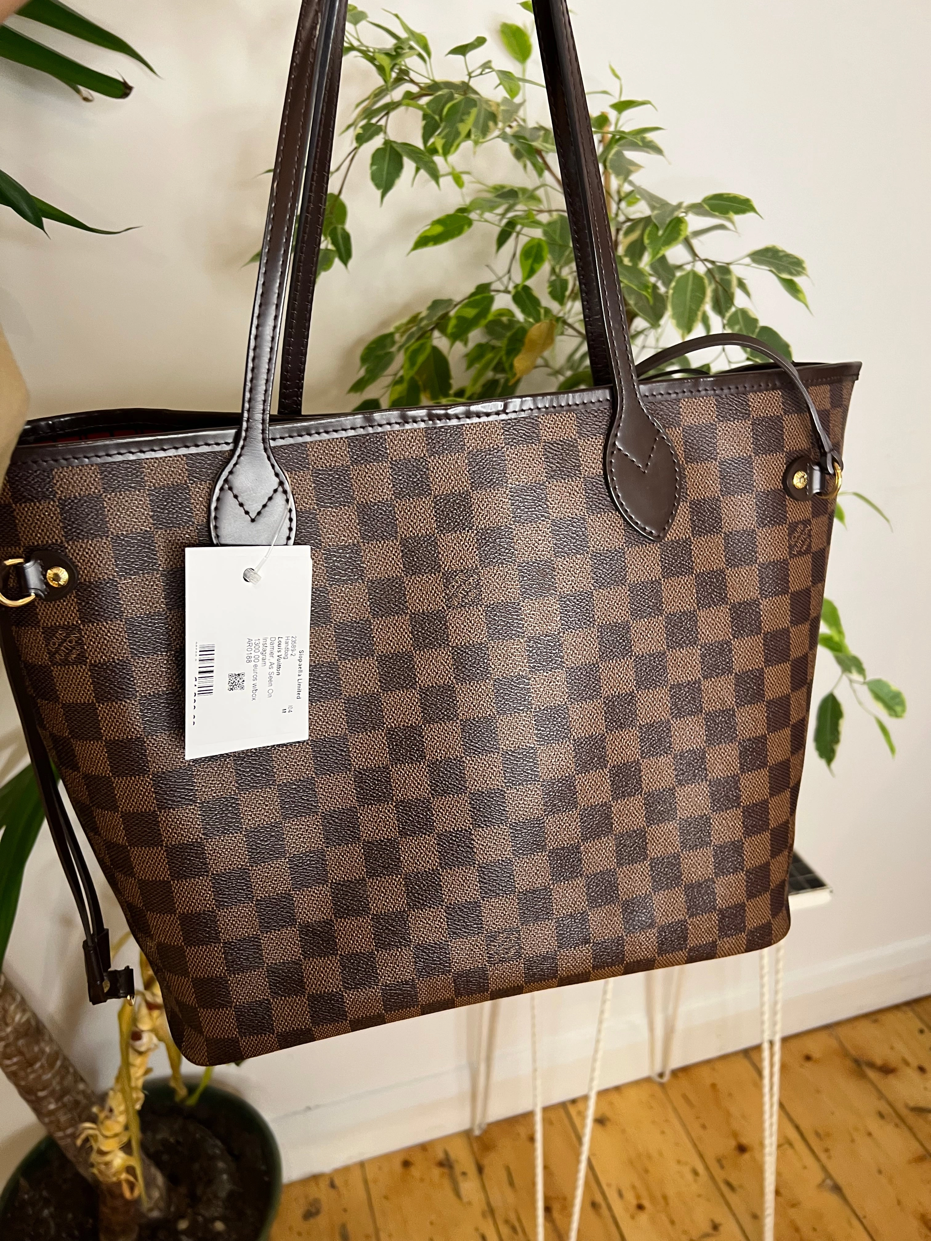 Louis Vuitton Damier Ebene Canvas Neverfull MM - with Pochette