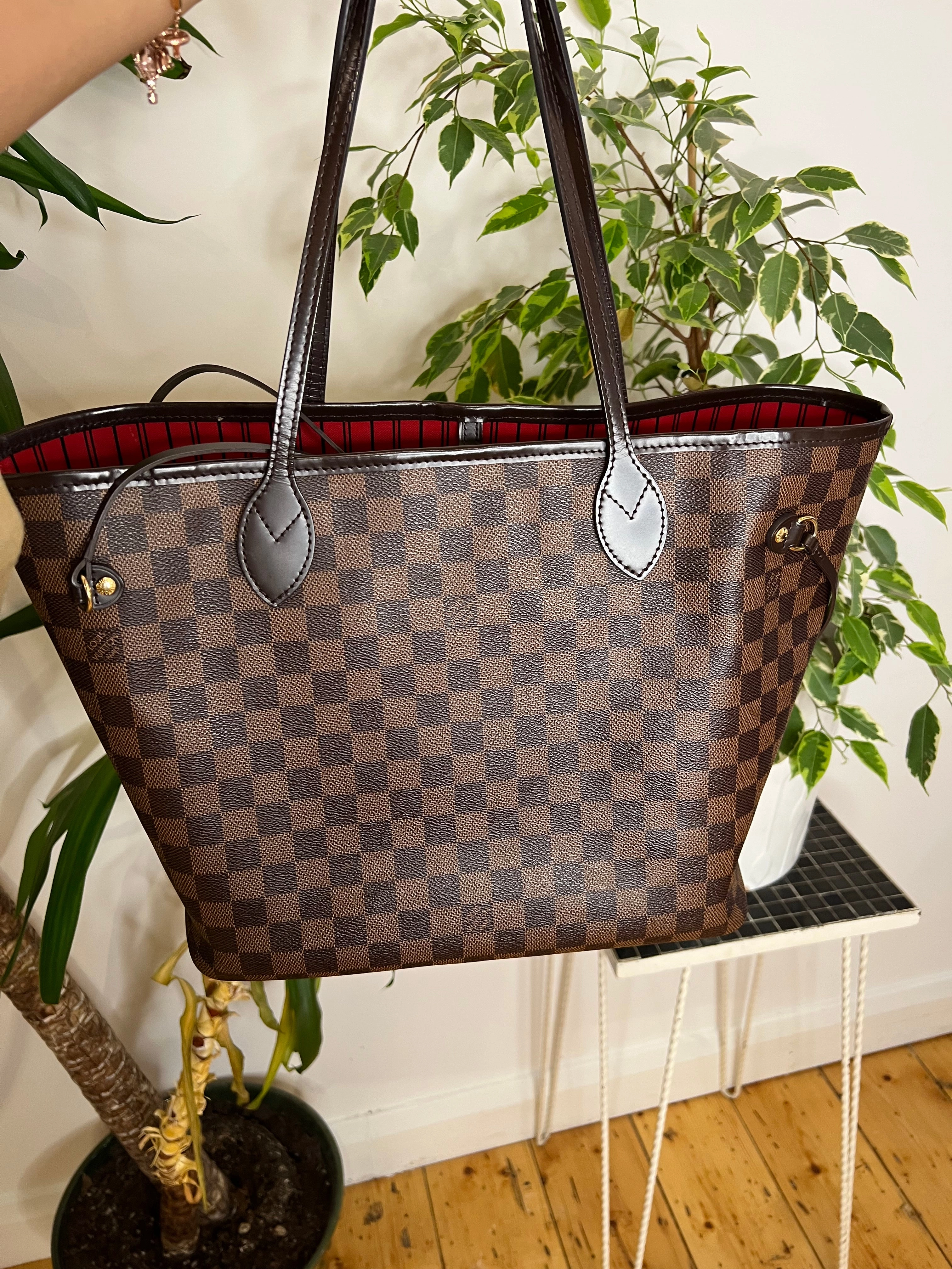 Louis Vuitton Damier Ebene Canvas Neverfull MM - with Pochette