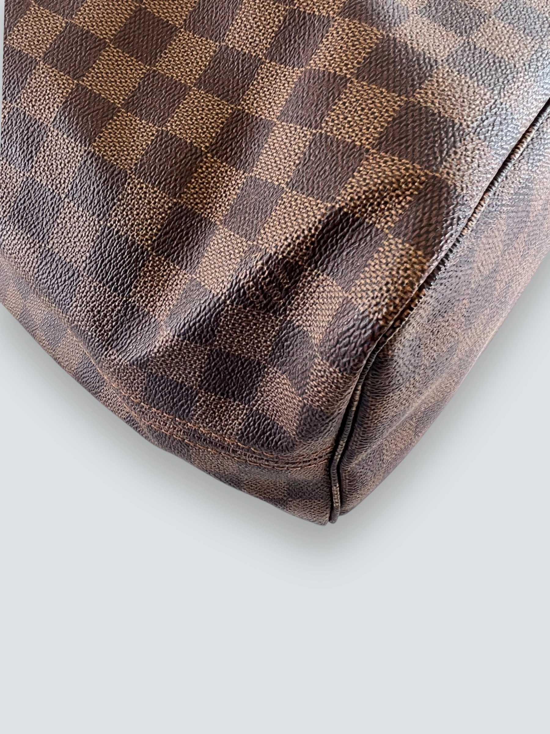 Louis Vuitton Damier Ebene Canvas Neverfull MM