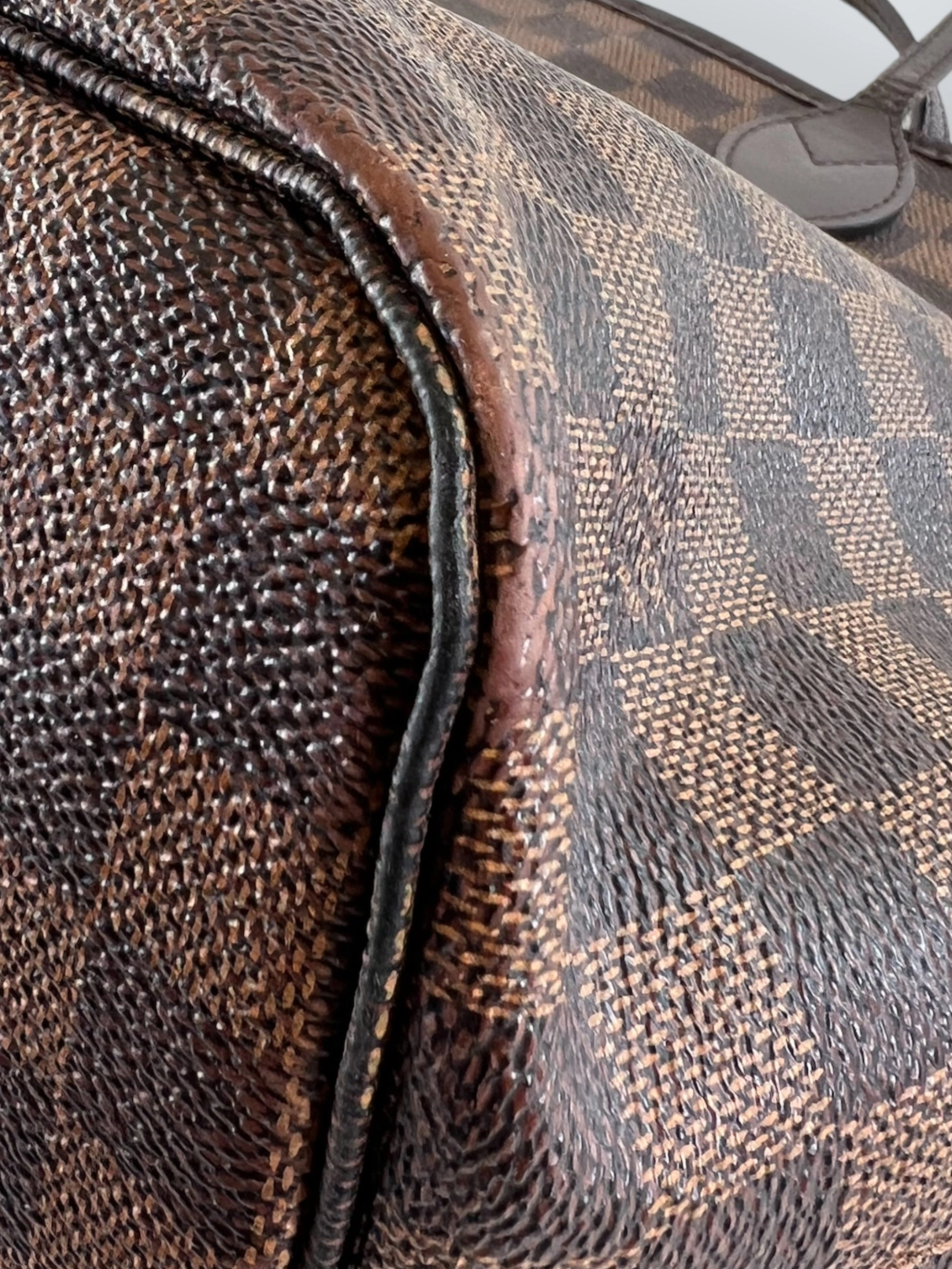 Louis Vuitton Damier Ebene Canvas Neverfull MM