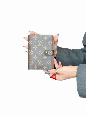 Louis Vuitton Monogram Canvas Agenda Cover