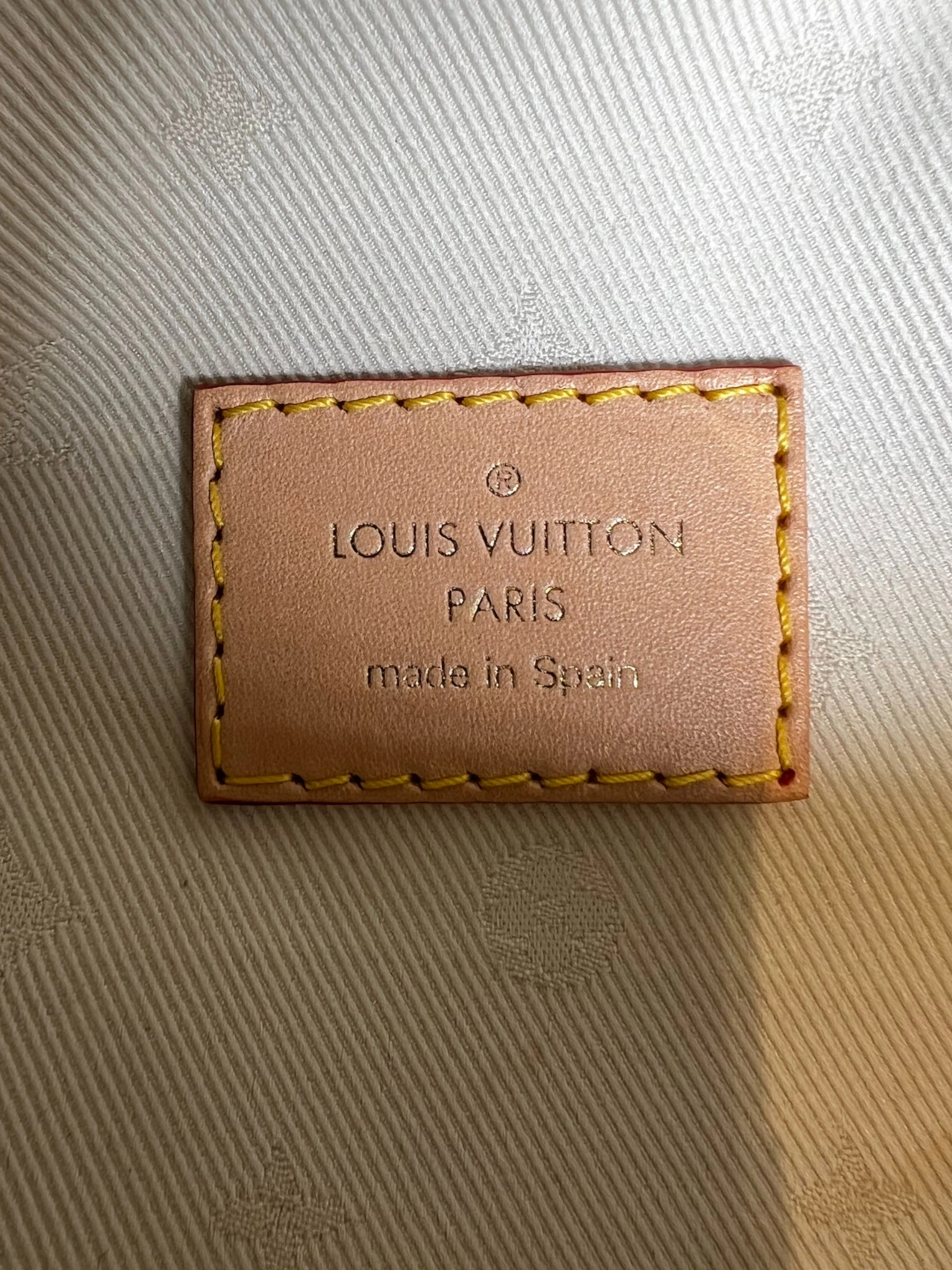Louis Vuitton Monogram Canvas High Rise Bum Bag