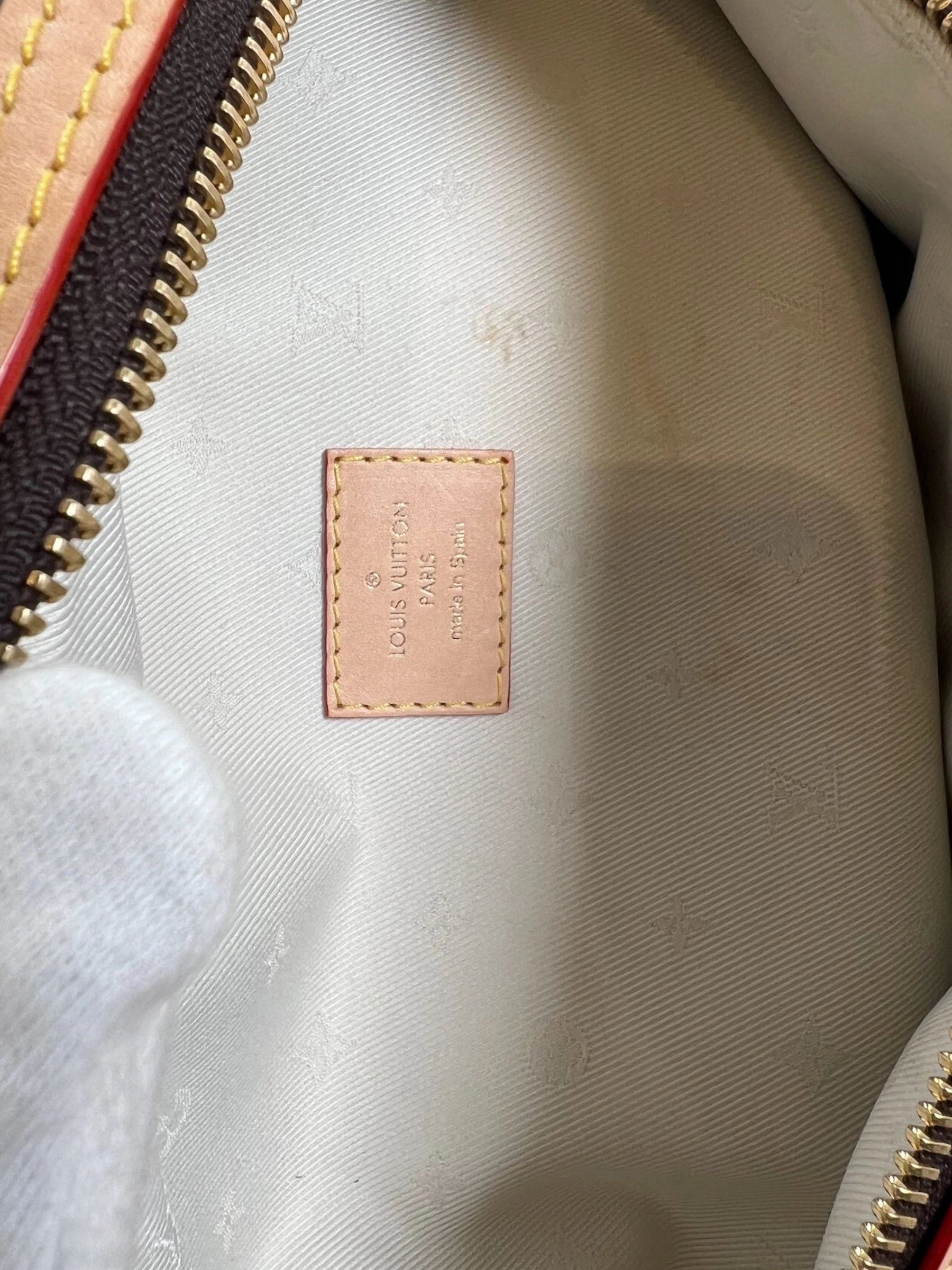 Louis Vuitton Monogram Canvas High Rise Bum Bag