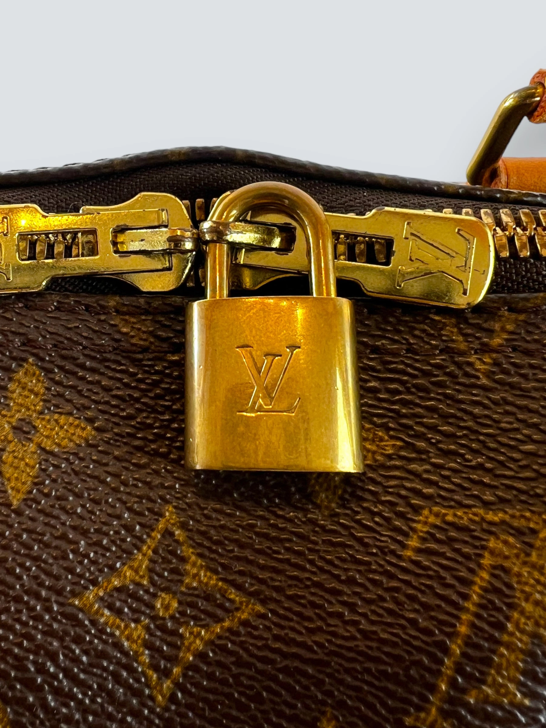 Louis Vuitton Monogram Canvas Keepall 50 Luggage