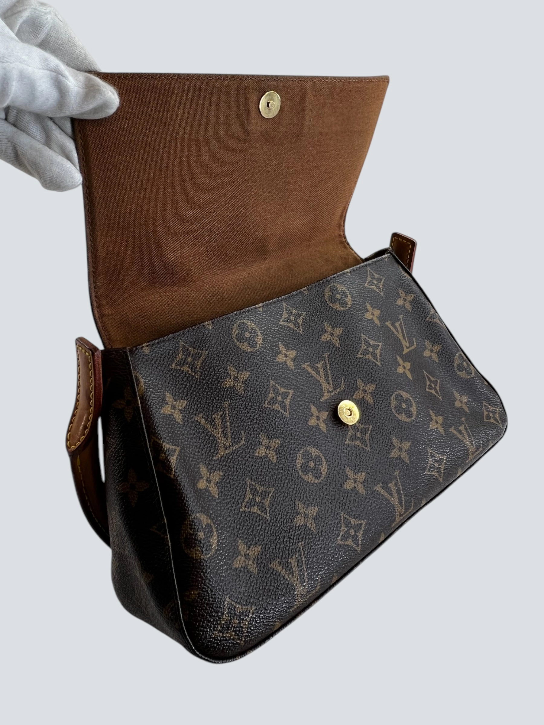 Louis Vuitton Monogram Canvas Looping Shoulder Handbag