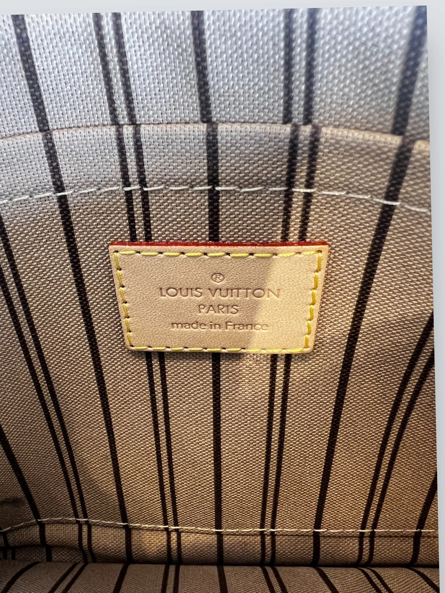 Louis Vuitton Monogram Canvas Neverfull MM