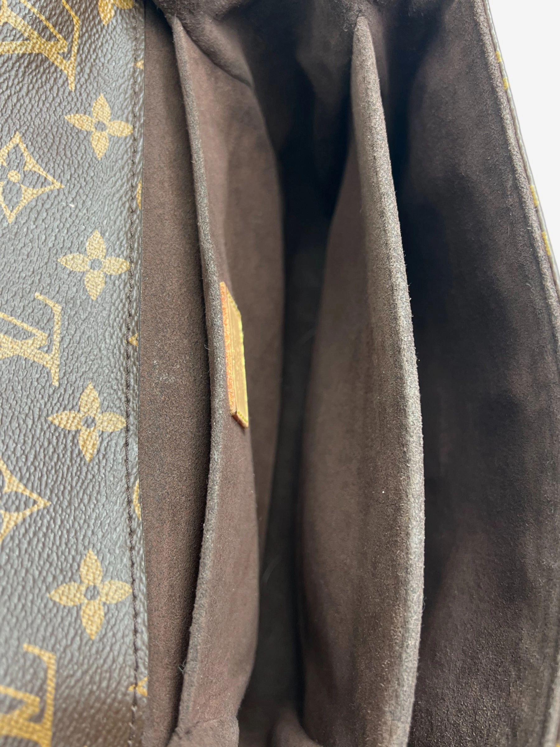 Louis Vuitton Monogram Canvas Pochette Metis Crossbody