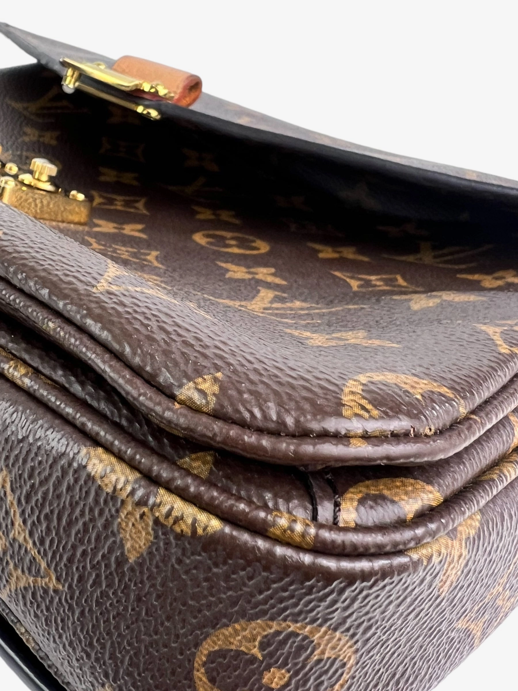 Louis Vuitton Monogram Canvas Pochette Metis Crossbody
