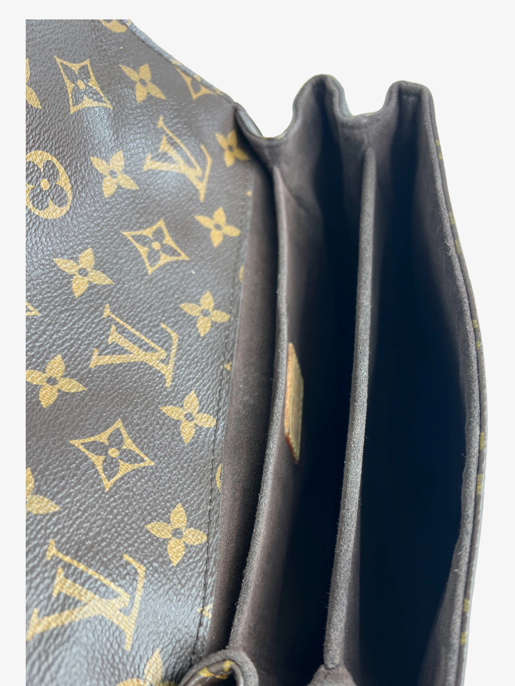 Louis Vuitton Monogram Canvas Pochette Metis Crossbody