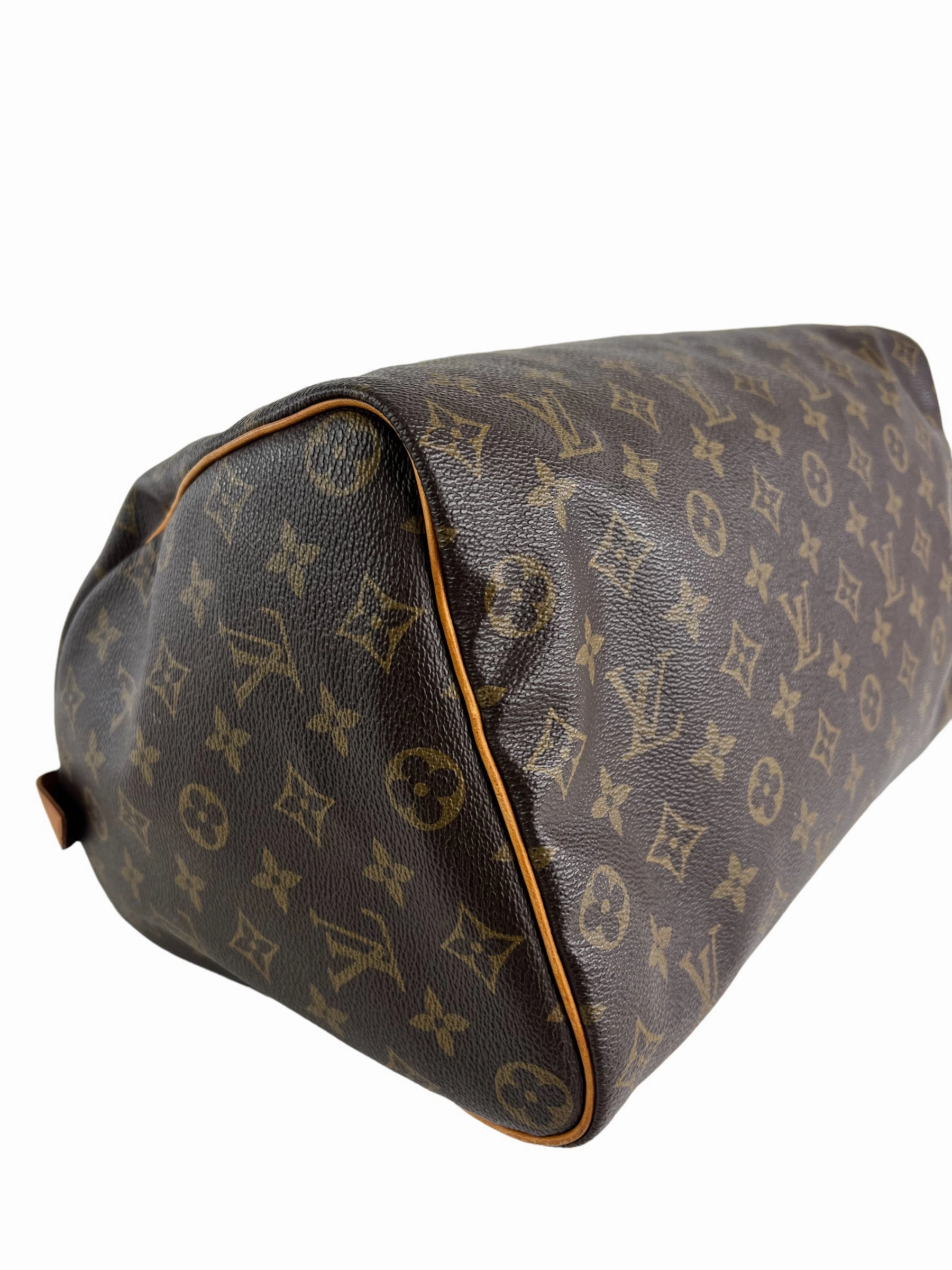 Louis Vuitton Monogram Canvas Speedy 35