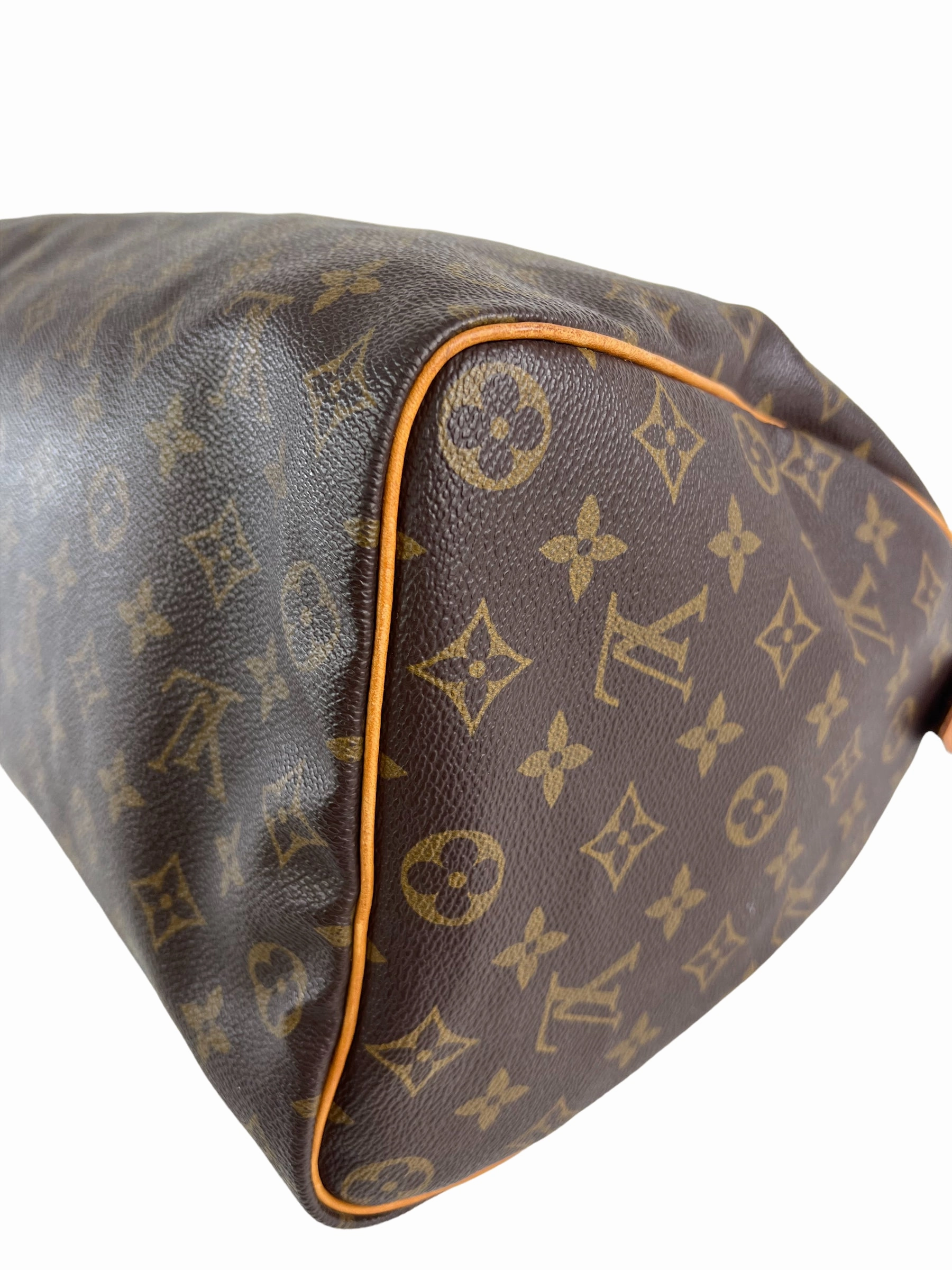 Louis Vuitton Monogram Canvas Speedy 35