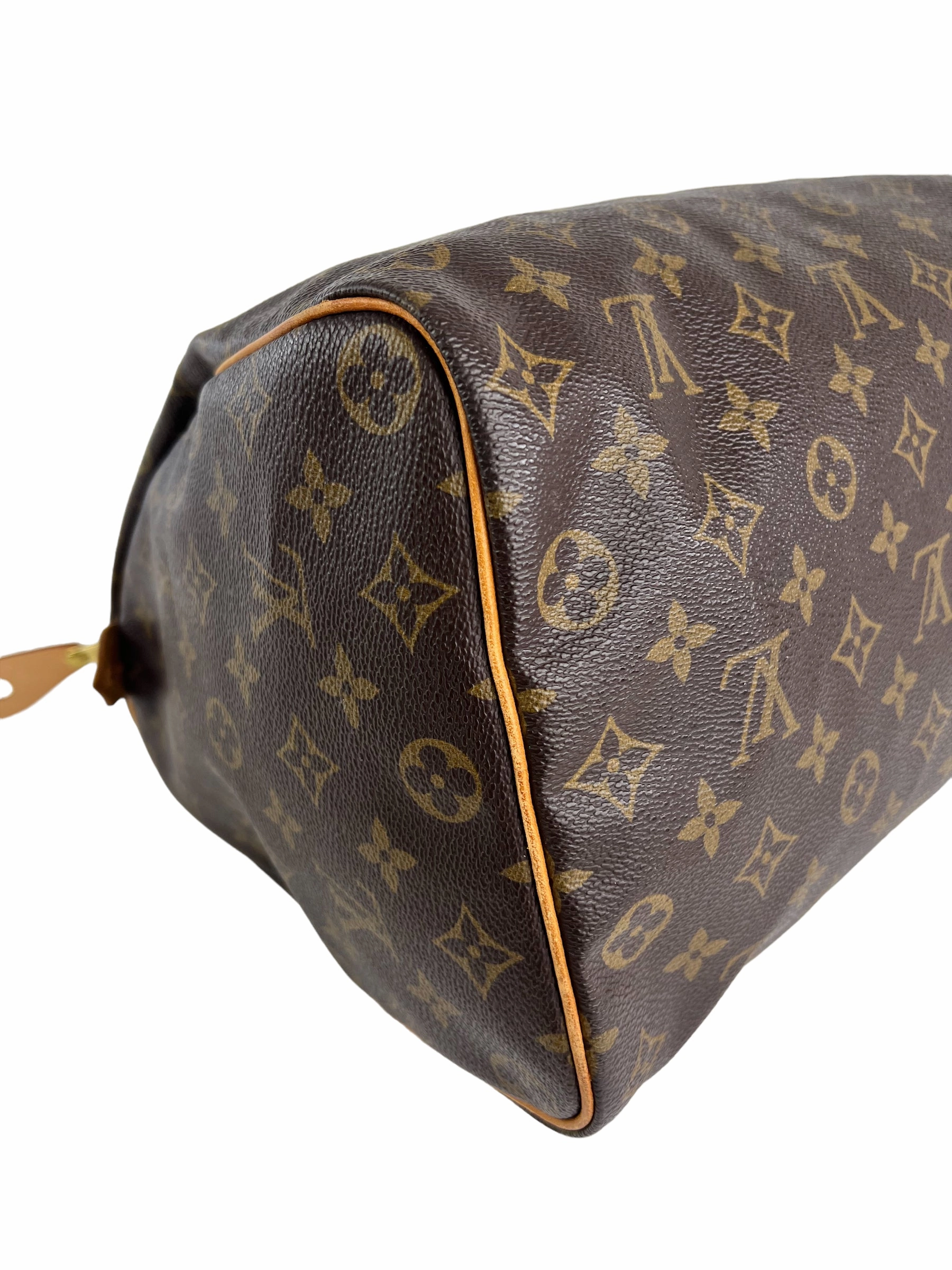 Louis Vuitton Monogram Canvas Speedy 35