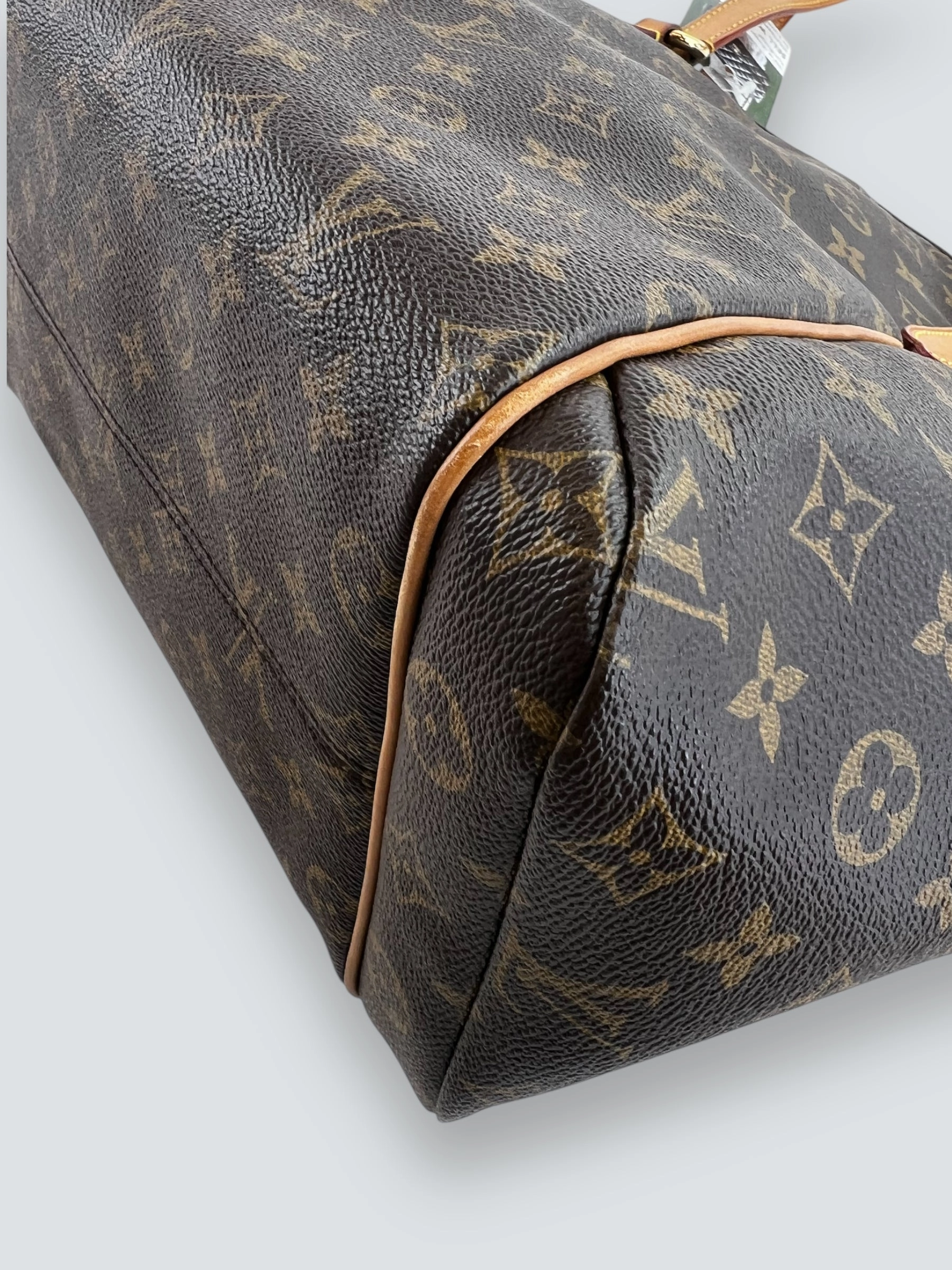 Louis Vuitton Monogram Canvas Totally Tote