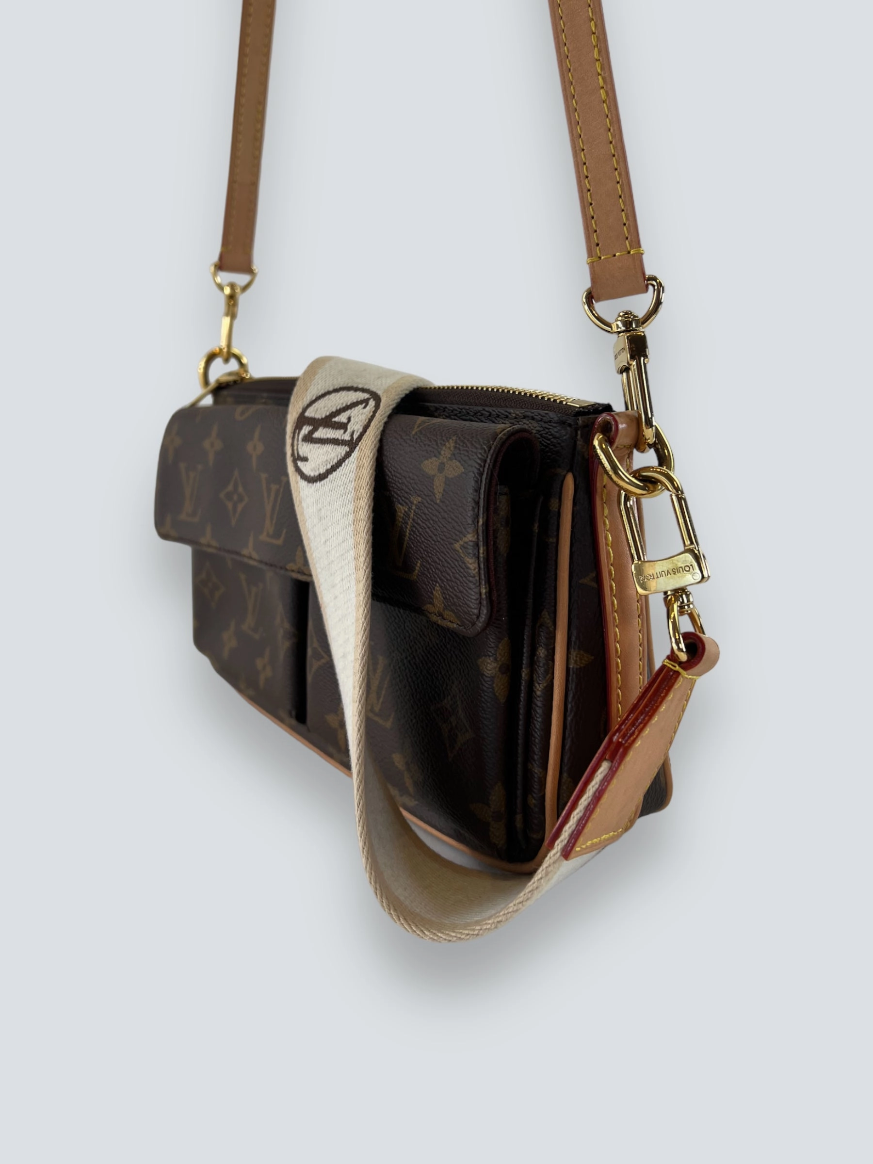 Louis Vuitton Monogram Canvas Vivacité Crossbody
