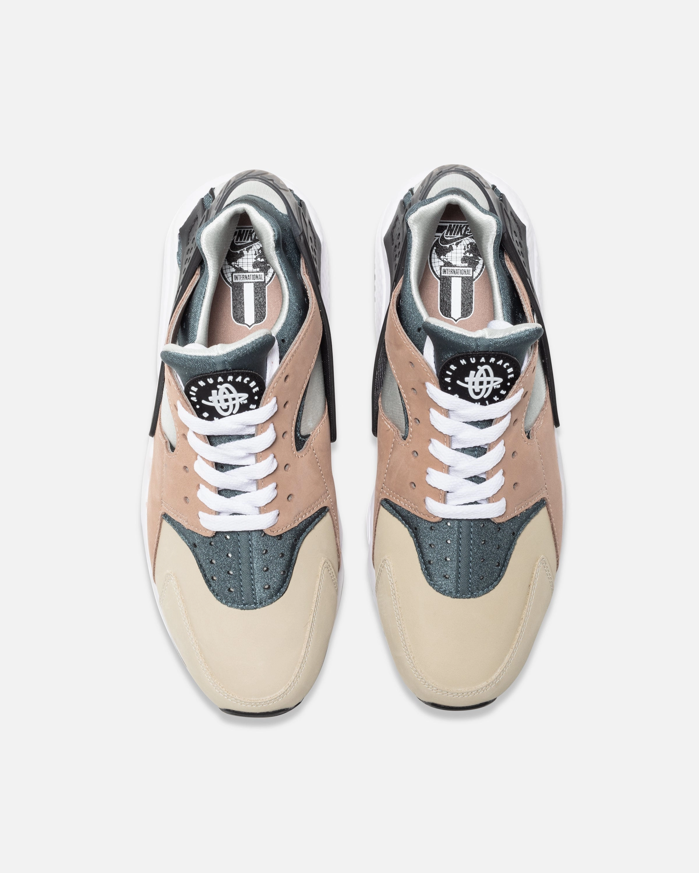 NIKE AIR HUARACHE - BISQUE/ STORMGREY/ ROPE/ WHITE