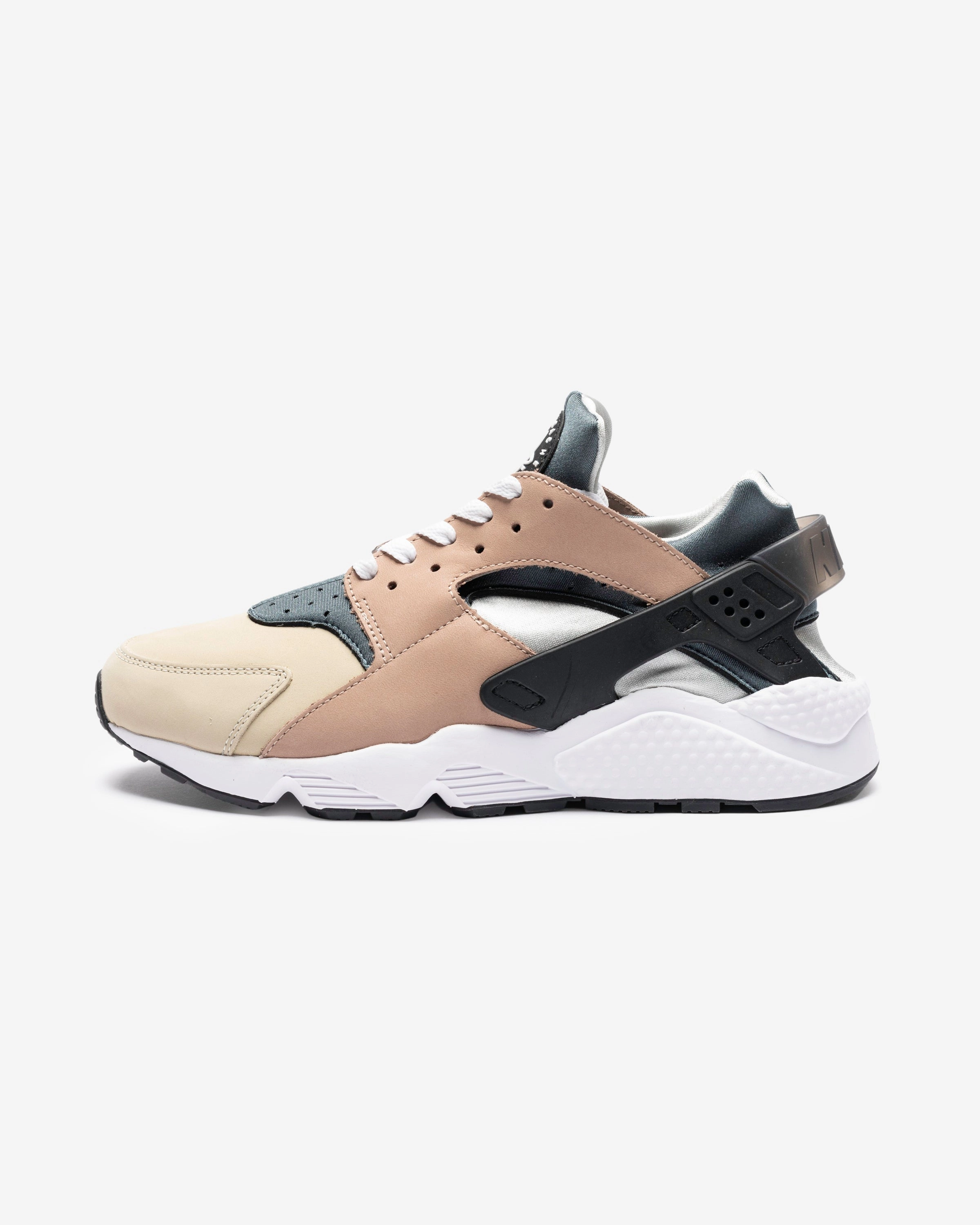 NIKE AIR HUARACHE - BISQUE/ STORMGREY/ ROPE/ WHITE
