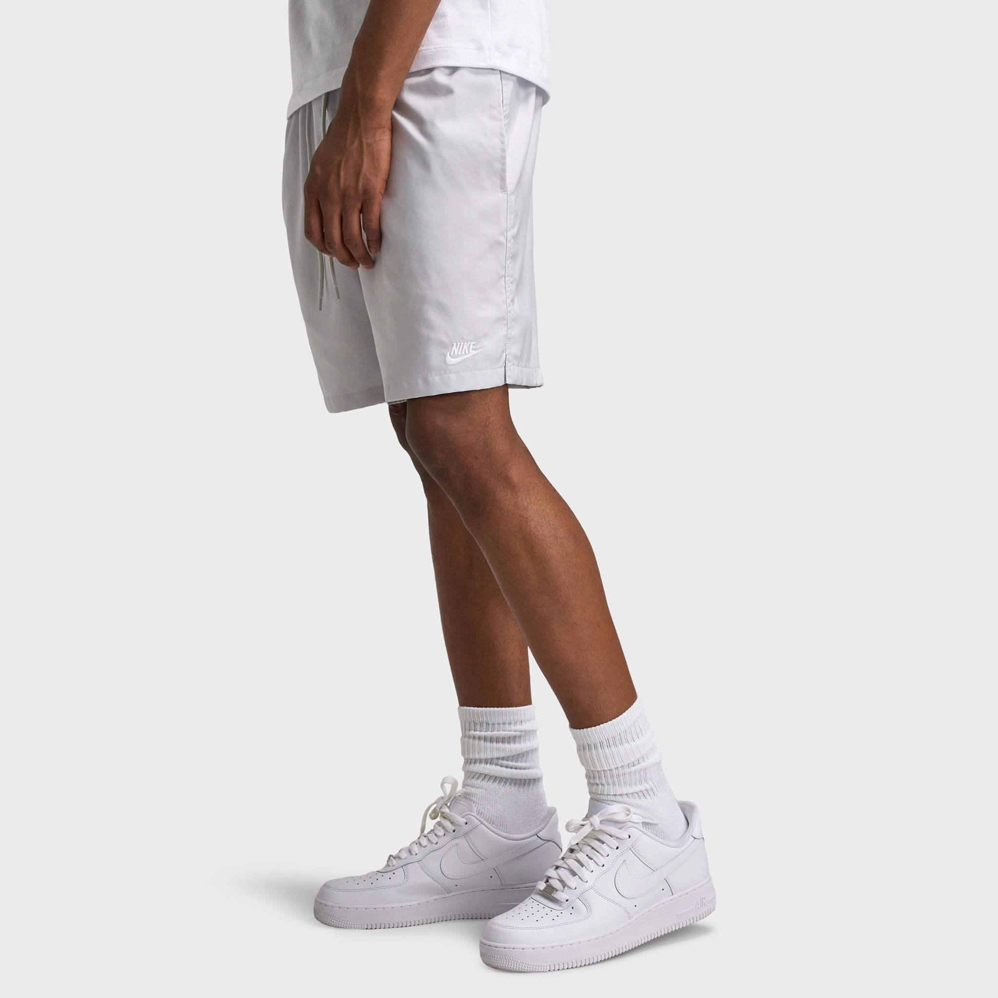 Nike Club Flow Shorts Photon Dust / White
