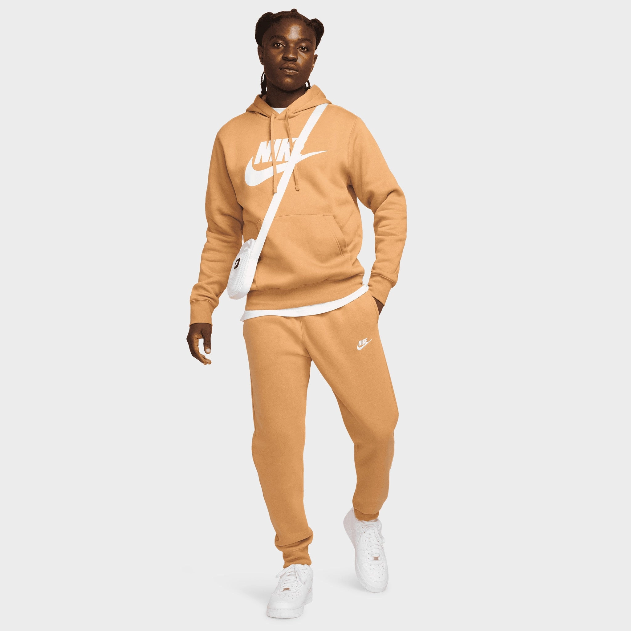 Nike Sportswear Club Fleece Joggers Flax / White