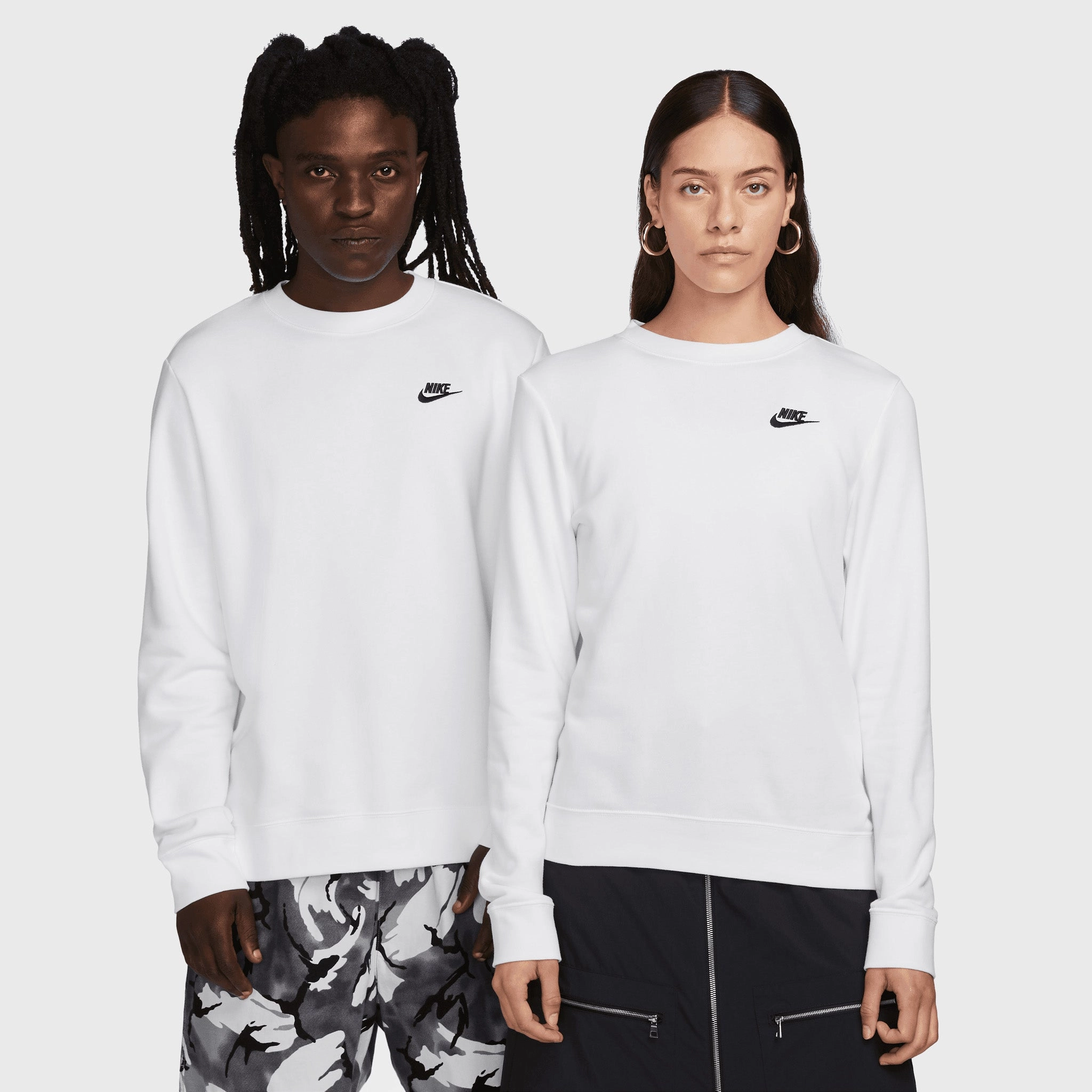 Nike Sportswear Women's Club Fleece Crewneck White / Black