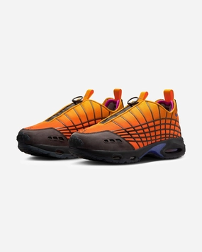 NIKE X KIDS OF IMMIGRANTS AIR MAX SNDR - SUNDIAL