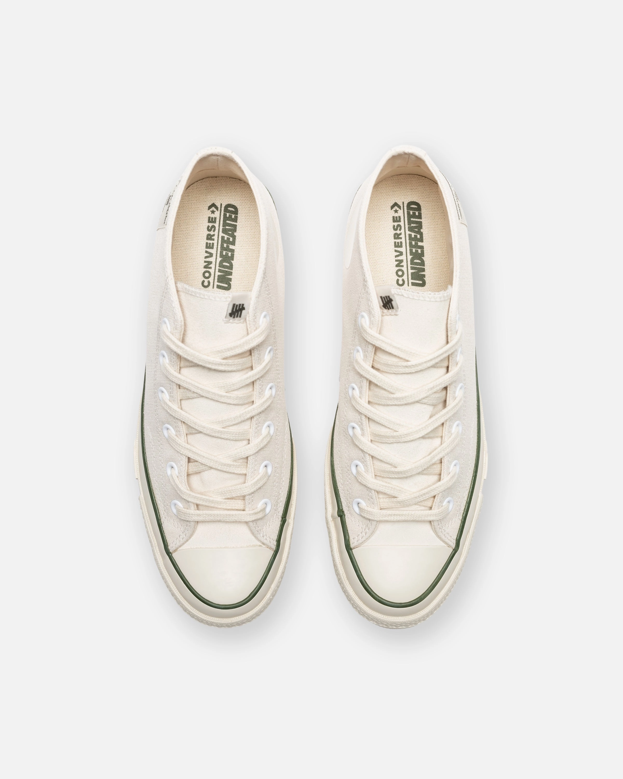 UNDEFEATED X CONVERSE CHUCK 70 MID- PARCHMENT/ CHIVE