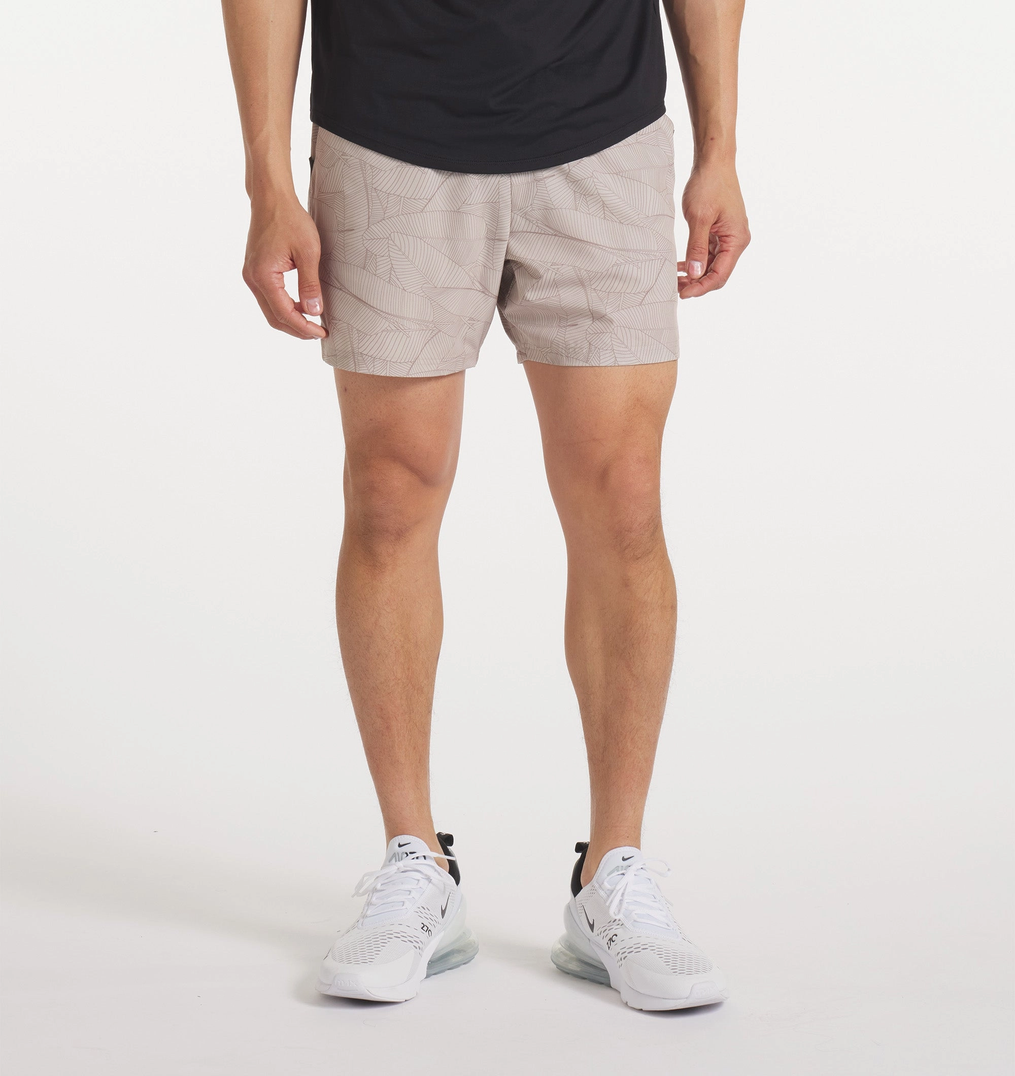 UNRL Stride Short [5.5]